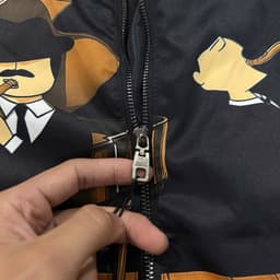 Áo khoác bomber gió nam nữ FIGLE in hoạ tiết nghệ sĩ âm nhạc vân chữ monogram 3D hai mặt boy phố 3