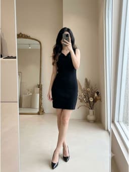 [2hand] Váy len mongtoghi 3 lỗ đen nhún nơ ngực size S M 1