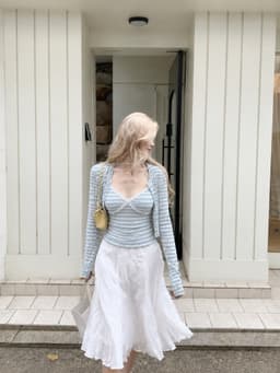 Set Áo Kiểu Kẻ Sọc Ngang Gồm Áo 2 Dây Phối Ren và Áo Khoác Tay Dài Cardigan 2