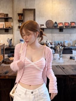 Set Áo Kiểu Kẻ Sọc Ngang Gồm Áo 2 Dây Phối Ren và Áo Khoác Tay Dài Cardigan 5