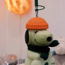 ĐEN _ STORE ( KÈM ẢNH THẬT ) Bình Thủy Tinh STB Snoopy Đội Mũ Len Kèm Khăn Choàng Bình Đựng Nước, Trà Sữa Hot Trend 4
