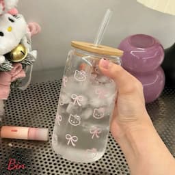 ĐEN _ STORE ( KÈM ẢNH THẬT ) Ly Thủy Tinh Dạng Lon Nắp Gỗ Kèm Ống Hút Họa Tiết Cute Cốc Thủy Tinh Cà Phê Trà Sữa 9