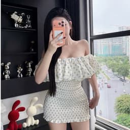 Váy Chấm Bi Trễ Vai Bèo Nhún Chun Eo Dáng Ngắn Nữ Tính Đi Chơi Kieupham.shop 3