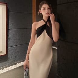(Dmina) Đầm Lụa Cổ Yếm Phối màu dáng dài hở lưng tôn dáng quyến rũ sang trọng  2
