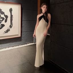(Dmina) Đầm Lụa Cổ Yếm Phối màu dáng dài hở lưng tôn dáng quyến rũ sang trọng  7