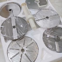 Máy thái lát, thái sợi, thái yhạt lựu VC65 - Giải pháp tối ưu cho bếp ăn công nghiệp, hộ kinh doanh 8