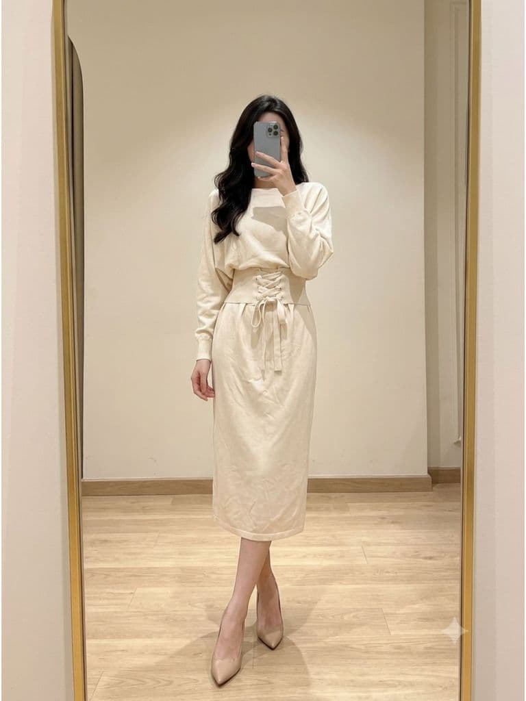 [2hand] Đầm len mongtoghi hồng kem đai eo chun tay cánh dơi kiểu set bộ freesize đến L