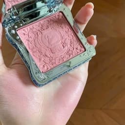 [Sẵn] Phấn Má Hồng Bộ Sưu Tập Thiên Nga Tuyết Snow Ballet Flower Knows Collection 7
