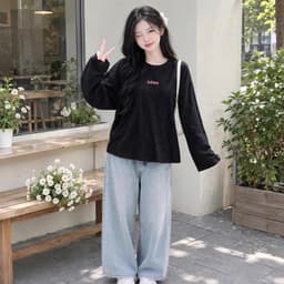 Áo thun nữ dài tay cổ tròn style thu đông siêu chất áo in chữ bé hồng chất vải thun giấy xước mỏng BYN BYN TG BEE67 7