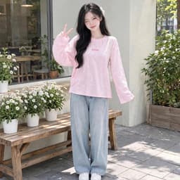 Áo thun nữ dài tay cổ tròn style thu đông siêu chất áo in chữ bé hồng chất vải thun giấy xước mỏng BYN BYN TG BEE67 1
