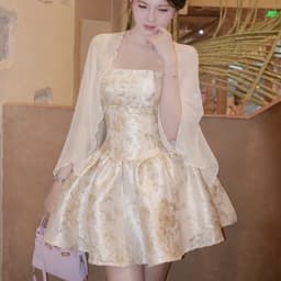 Váy Gấm Cúp Hoa Thêu Dáng Xoè Cúp Ngực Kèm Choàng Voan Tiểu Thư Đi Cưới, Chụp Hình Tết 2027 Kieupham.shop 3
