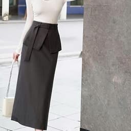 chân váy công sở dáng dài màu nâu gi, thiết kế khá sang và rất phù hợp  trong phân khúc thời trang công sở nữ 4