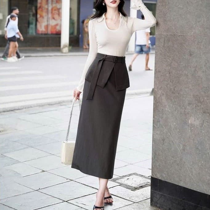chân váy công sở dáng dài màu nâu gi, thiết kế khá sang và rất phù hợp  trong phân khúc thời trang công sở nữ