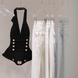 (Dmina) Áo Body cổ yếm V Đính nút vàng ôm body tôn dáng quyến rũ basic dễ phối đồ 6