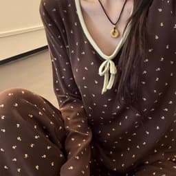 DÂU TÂY ( KÈM ẢNH THẬT ) Bộ Đồ Ngủ Pijama Thu Đông Nữ Dài Tay Hoa Nhí Cổ U Thắt Nơ Bộ Mặc Nhà Cotton Poly Màu Nâu Socola 3