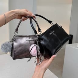 Túi Xách Nữ l Phong Cách Hàn Quốc, Túi Đeo Chéo Nữ Đính Charm Lông, Túi Cầm Tay Thời Trang 9