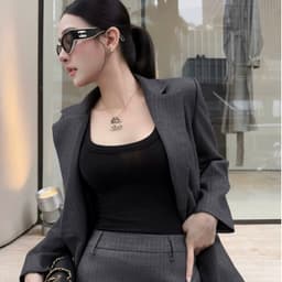 (Dmina) Set Áo Vest Nữ Tay Dài Kèm Chân Váy A Dáng Ngắn kẻ sọc sang chảnh - không kèm áo trong 2