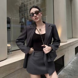(Dmina) Set Áo Vest Nữ Tay Dài Kèm Chân Váy A Dáng Ngắn kẻ sọc sang chảnh - không kèm áo trong 5