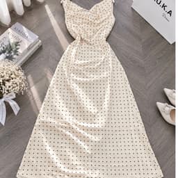 Váy maxi nữ cổ V lưng thỏ buộc dây họa tiết chấm bi màu trắng dáng ôm 9