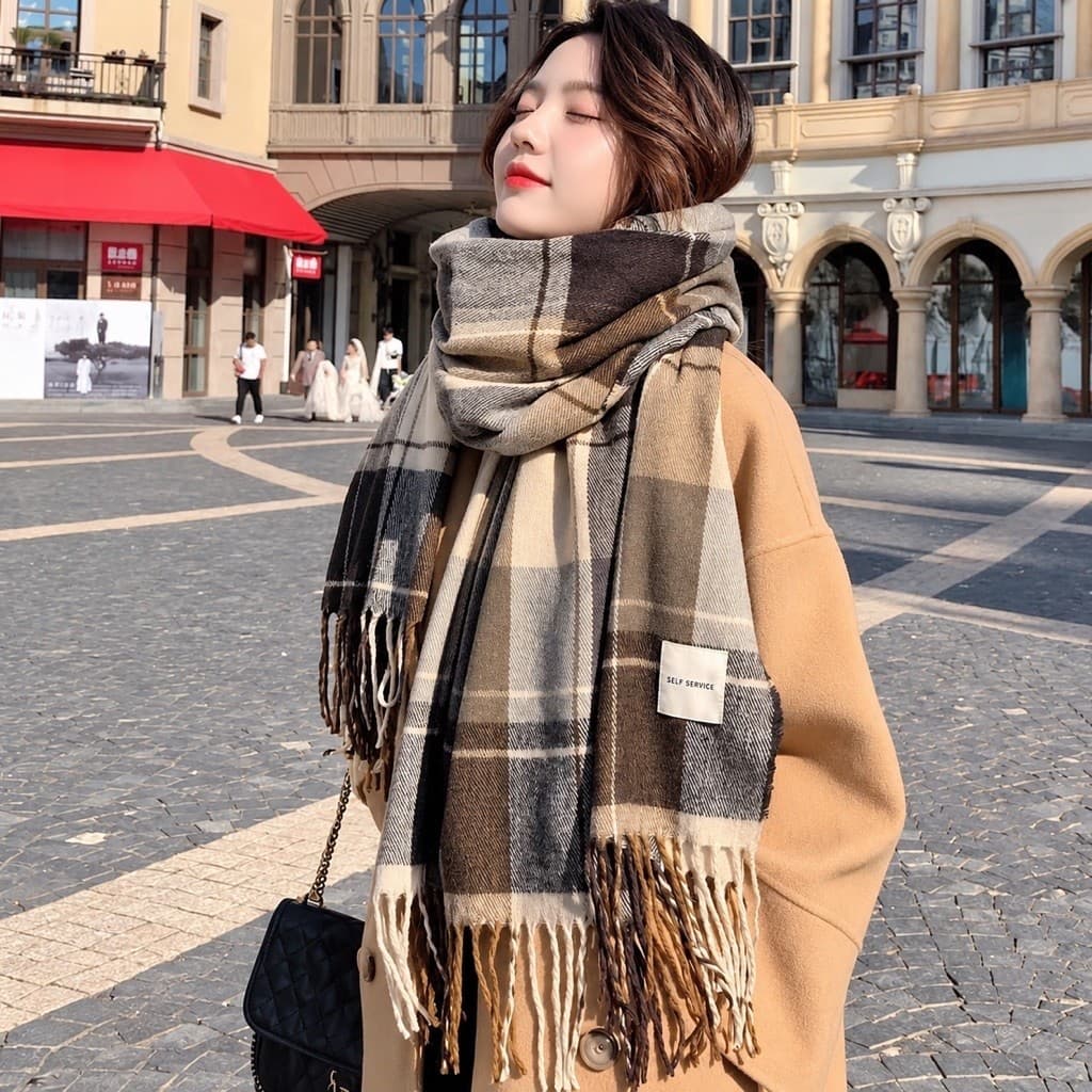 Khăn Quàng Kẻ Nam Nữ Siêu Xinh mix Đồ Phong Cách
