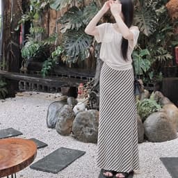 Váy maxi nữ sọc chéo dáng dài phong cách thường ngày màu kem 4