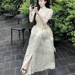 Đầm maxi nữ ren màu kem tay phồng cổ v dáng xòe thanh lịch 4