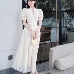 Đầm maxi nữ ren màu kem tay phồng cổ v dáng xòe thanh lịch 1