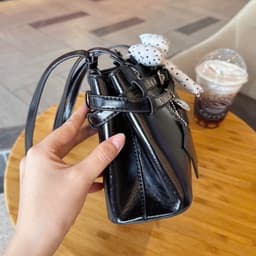 Túi Xách Nữ Dáng Hộp Quai Dài Phối Khóa Kim Loại Và Khăn Nơ Chấm Bi Phong Cách Hàn Quốc 6