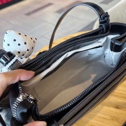 Túi Xách Nữ Dáng Hộp Quai Dài Phối Khóa Kim Loại Và Khăn Nơ Chấm Bi Phong Cách Hàn Quốc 8