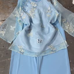 Set Pháp Phục Lụa Nữ “Thêu Hoa” Áo Tay Lỡ Dáng Xòe Phối Quần Ống Rộng Thanh Lịch Đi Chùa Lễ Tết 2027 Kieupham.shop 6