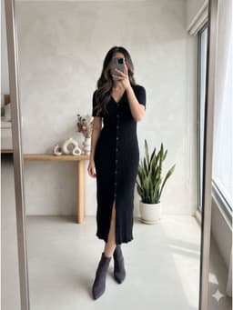 [2hand] Đầm len gân cộc tay đen dài cúc cố định dáng suông size S M 1