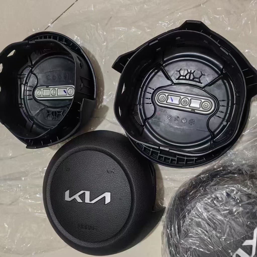(logo mới) Nắp đậy túi khí, mặt còi vô lăng Kia Cerato/k3 (2019-2025)