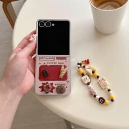 [SẴN HOẢ TỐC] Ốp ZFLIP 8 - Z FLIP 7 - Z FLIP6 - FLIP5 5G nâu kem phủ da PU charm coffee xinh xắn kèm dây sang trọng cute 4