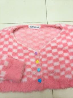 Áo khoác len lông thỏ dáng croptop kẻ hồng trắng cúc tim size S M 7