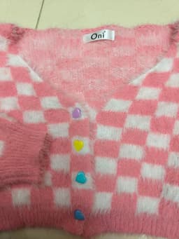 Áo khoác len lông thỏ dáng croptop kẻ hồng trắng cúc tim size S M 6