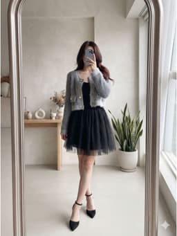 [2hand] Áo cardigan len lông thỏ dáng croptop xám phối túi freesize đến L 1
