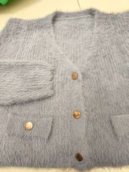 [2hand] Áo cardigan len lông thỏ dáng croptop xám phối túi freesize đến L 4