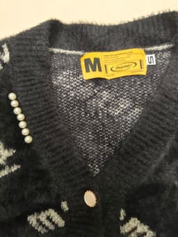 [2hand] Áo cardigan len lông thỏ đính ngọc đen chữ gấu áo kiểu rách size S M 6