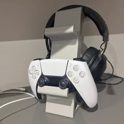 Kệ Để Tay Cầm PS5 Và Tai Nghe Gaming 3D – Giá Đỡ 2 Tay Cầm Chơi Game, Kệ Phụ Kiện Góc Gaming | TB 3D Store 4