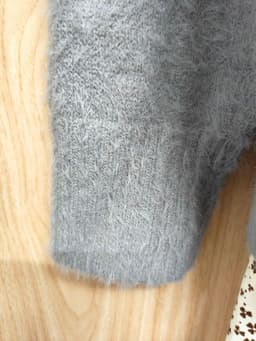 [2hand] Áo cardigan len lông thỏ xám cúc đen freesize đến 2XL 5