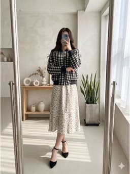 [2hand] Áo khoác len lông ép dáng bomber kẻ đen trắng khoá kéo có túi freesize đến L 1