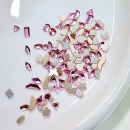 Đá đính móng nail nhiều màu, mix hình tim sao giọt nước, đế bạc – Gói khoảng 100 viên 6