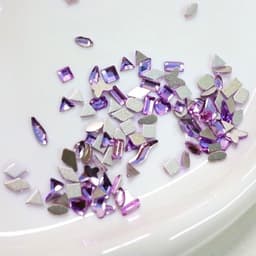 Đá đính móng nail nhiều màu, mix hình tim sao giọt nước, đế bạc – Gói khoảng 100 viên 2