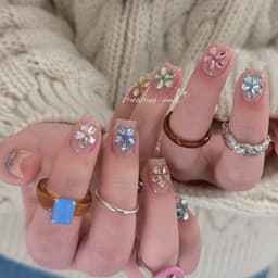 Đá nail giọt nước đa sắc, đính hoa 5 cánh trang trí móng – Gói 50 viên 5