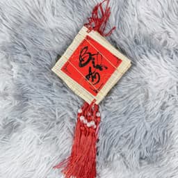mành tre giấy đỏ in chữ thư pháp mini treo cây, cành đào, cành mai, trang trí Tết... - Xinh Decor 8