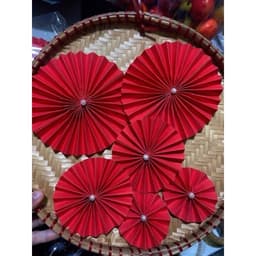 Set 6 Quạt giấy đỏ may mắn trang trí tết đã gấp sẵn, quạt trang trí nhà cửa hút tài lộc - Xinh Decor 7
