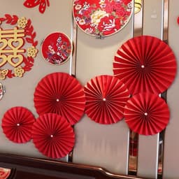 Set 6 Quạt giấy đỏ may mắn trang trí tết đã gấp sẵn, quạt trang trí nhà cửa hút tài lộc - Xinh Decor 4