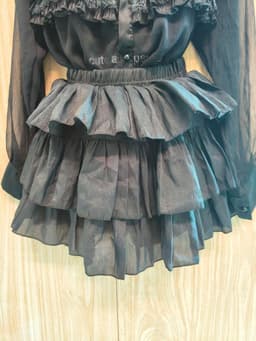 [2hand] Set 3 món (có bán rời) áo sơ mi voan phối ren + áo 2 dây thun gân + chân váy voan 3 tầng cạp chun có quần đen 6