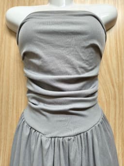 [2hand] Đầm cúp ngực thun gân xám kéo khoá sau size XS S 3
