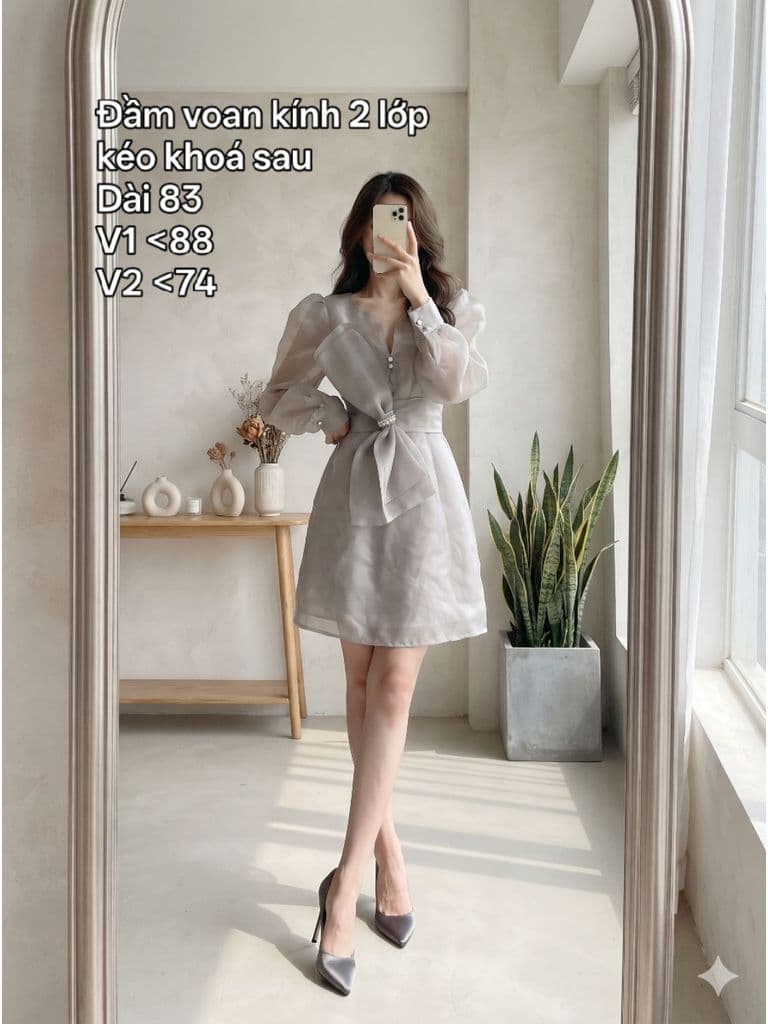 [2hand] Đầm voan kính 2 lớp xám đính nơ to kéo khoá sau size M